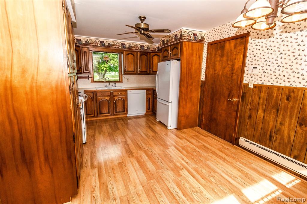 9197 Henderson Road, Otisville, MI 48463 — Photo 5