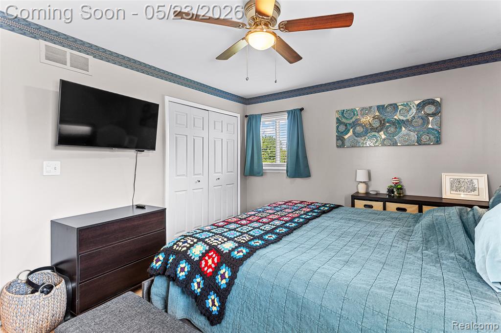 5465 New Meadow Drive, Ypsilanti, MI 48197 — Photo 18