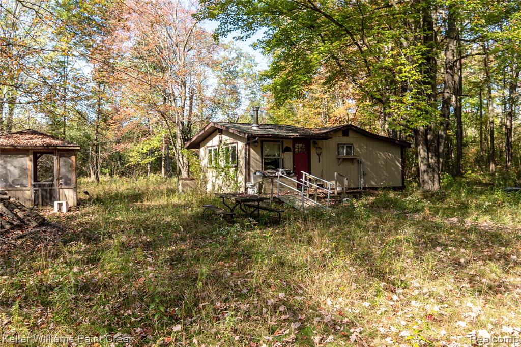 905 E M 61 Highway, Gladwin, MI 48624 — Photo 14