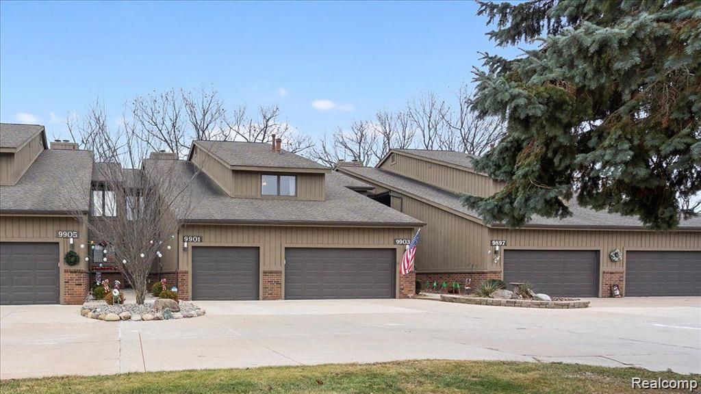 9901 Hawthorne Glen Drive, Grosse Ile, MI 48138 — front exterior