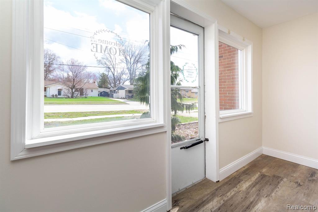 1147 Harrison Avenue, Garden City, MI — Photo 4