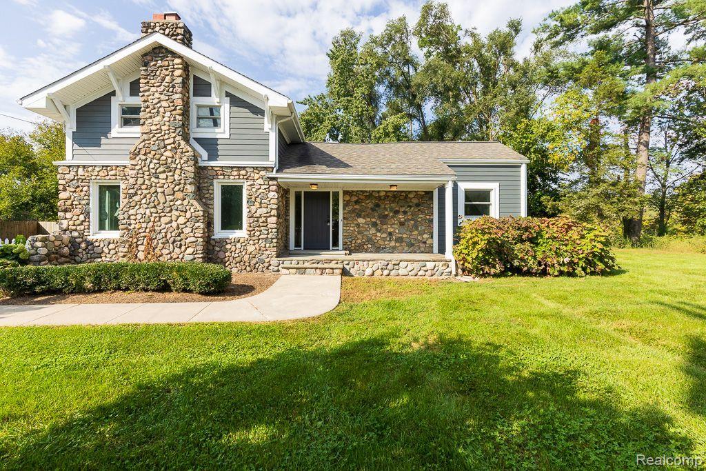 3167 BENSTEIN Road, Commerce Twp, MI 48390