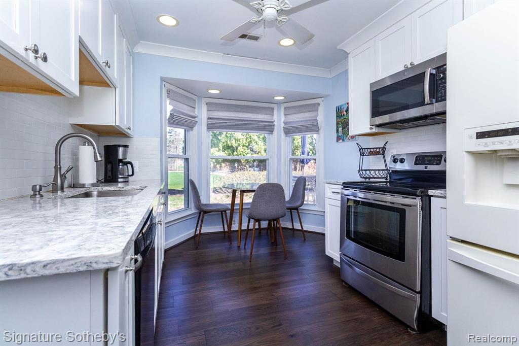 21890 Hampton Street, Beverly Hills, MI 48025 — Photo 11
