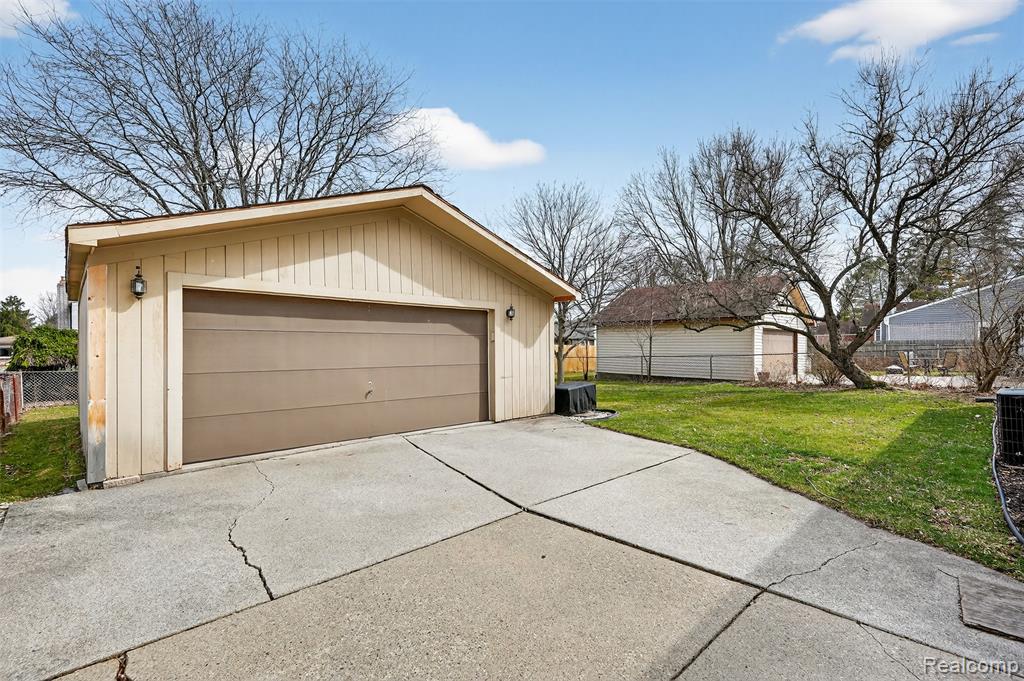 31674 Grove, Fraser, MI 48026 — Photo 33