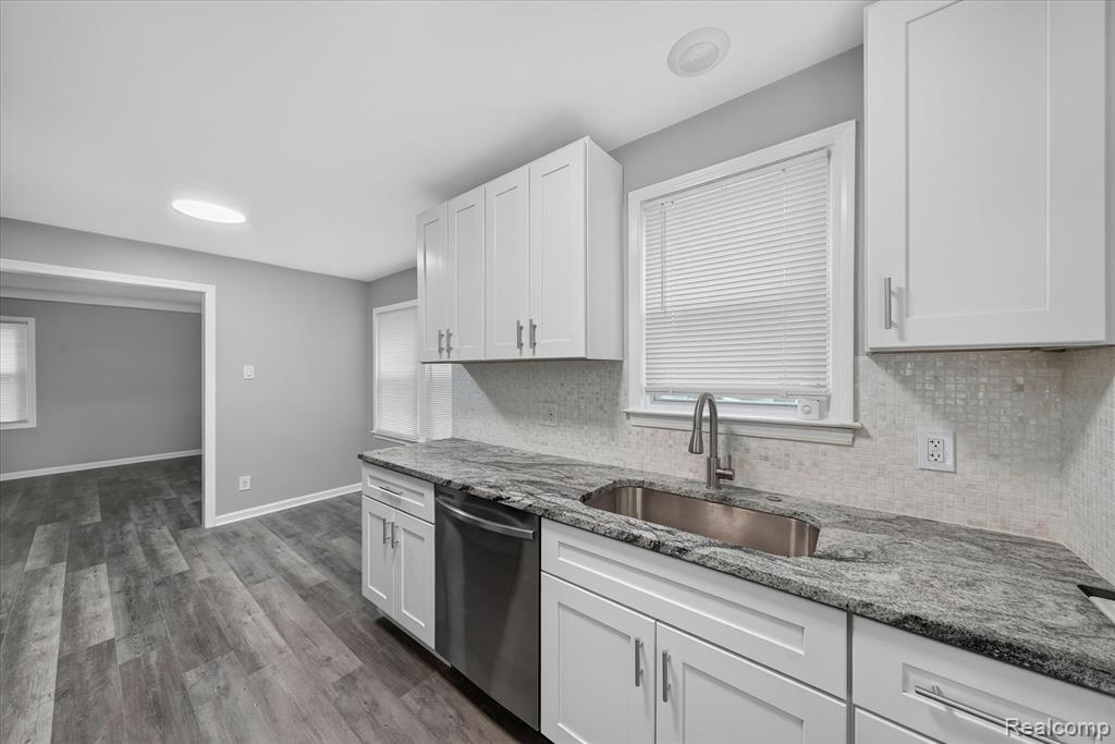 11548 Cardwell Street, Livonia, MI 48150 — Photo 10