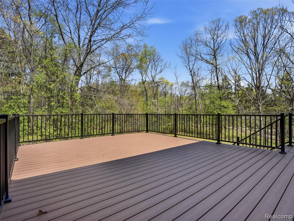 5318 Glenwood Creek, Clarkston, MI 48348 — Photo 20