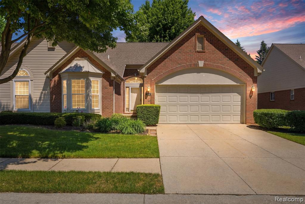 4421 Honeysuckle Drive, Sterling Heights, MI 48314 — Photo 3