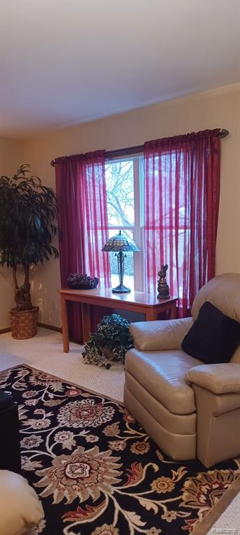 930 N EAST Street, Fenton, MI 48430 — Photo 7