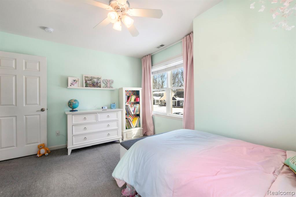 551 Auburn, Plymouth, MI 48170 — Photo 39