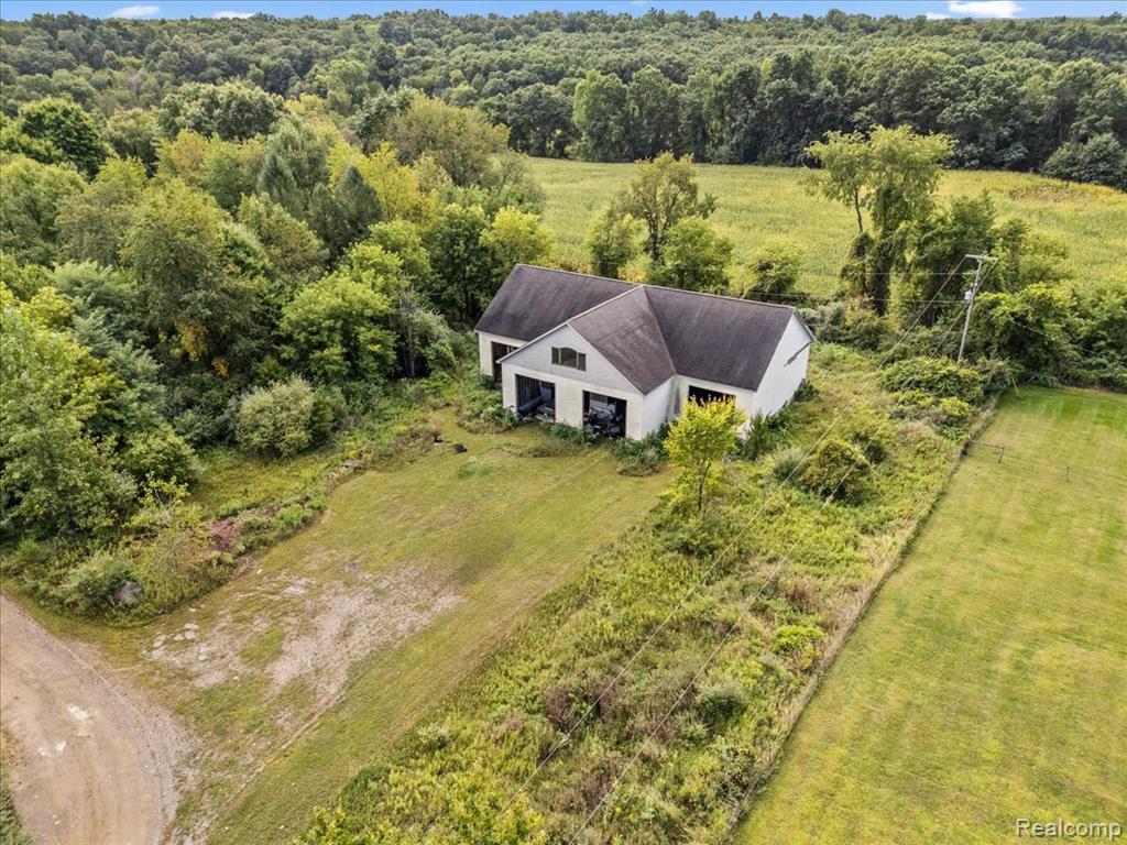 4020 Cohoctah Road, Linden, MI 48451 — Photo 3