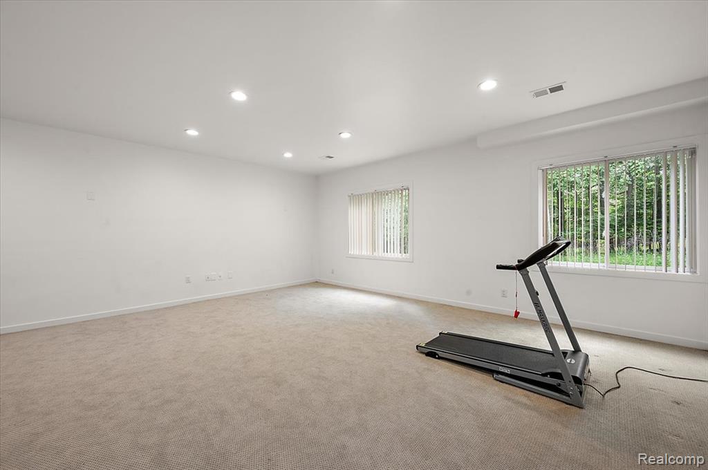 6280 Branford Drive, West Bloomfield, MI — Photo 58