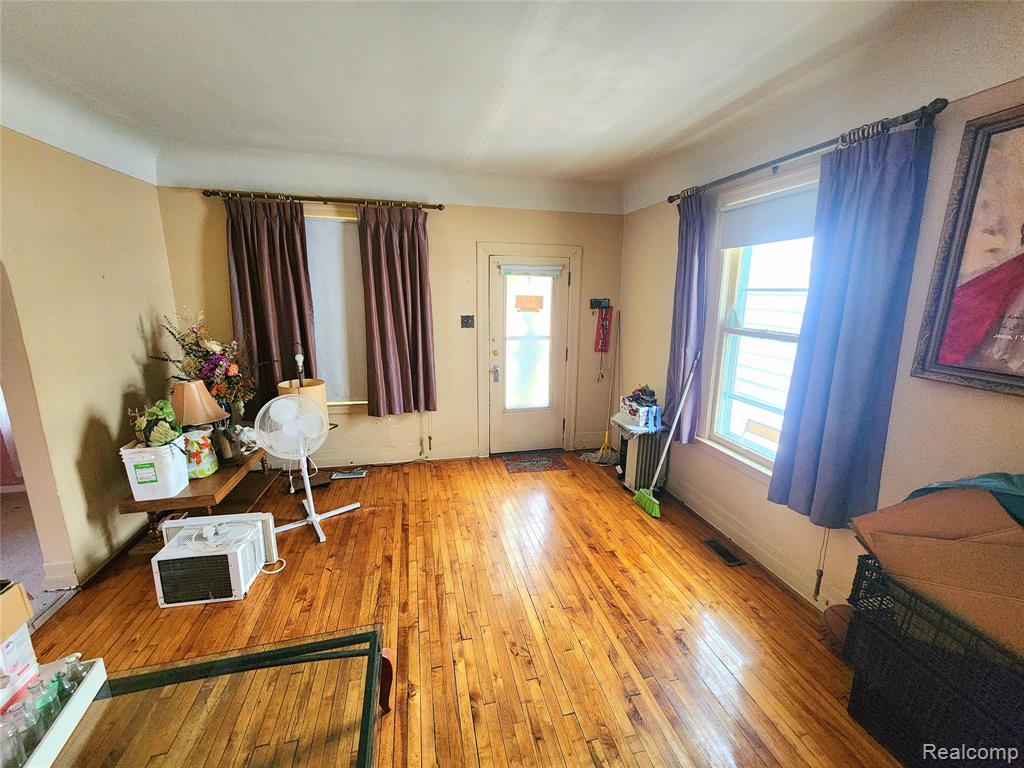 3209 Lockwood Street, Detroit, MI 48210 — Photo 3