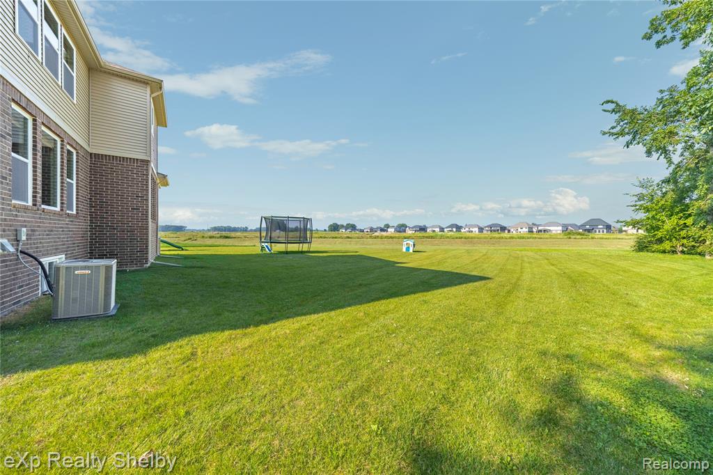 52322 Monaco Drive, Macomb, MI 48042 — Photo 54
