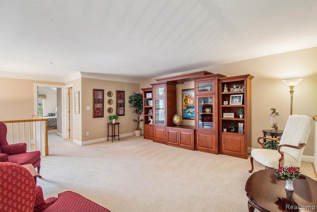 49674 Timber Trail, Novi, MI — Photo 17