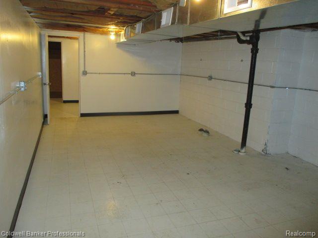 554 Merritt Lane, Birmingham, MI 48009 — Photo 19