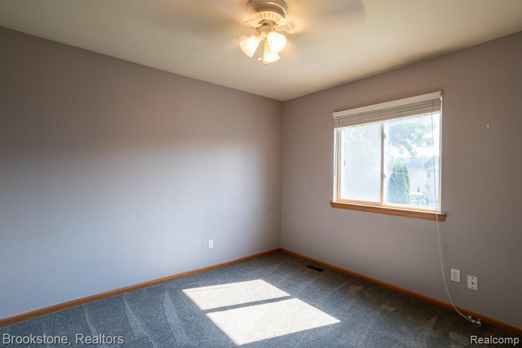52028 Sycamore Drive, Chesterfield, MI 48047 — Photo 19