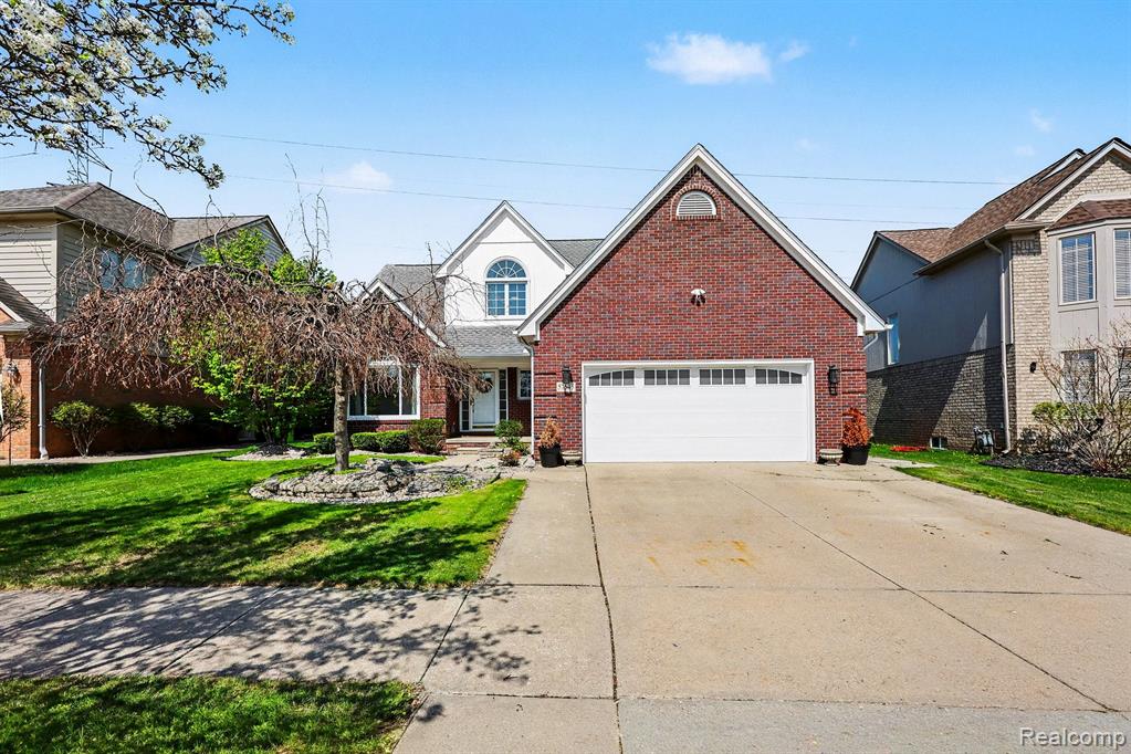57595 Yorkshire Drive, Washington, MI — front exterior