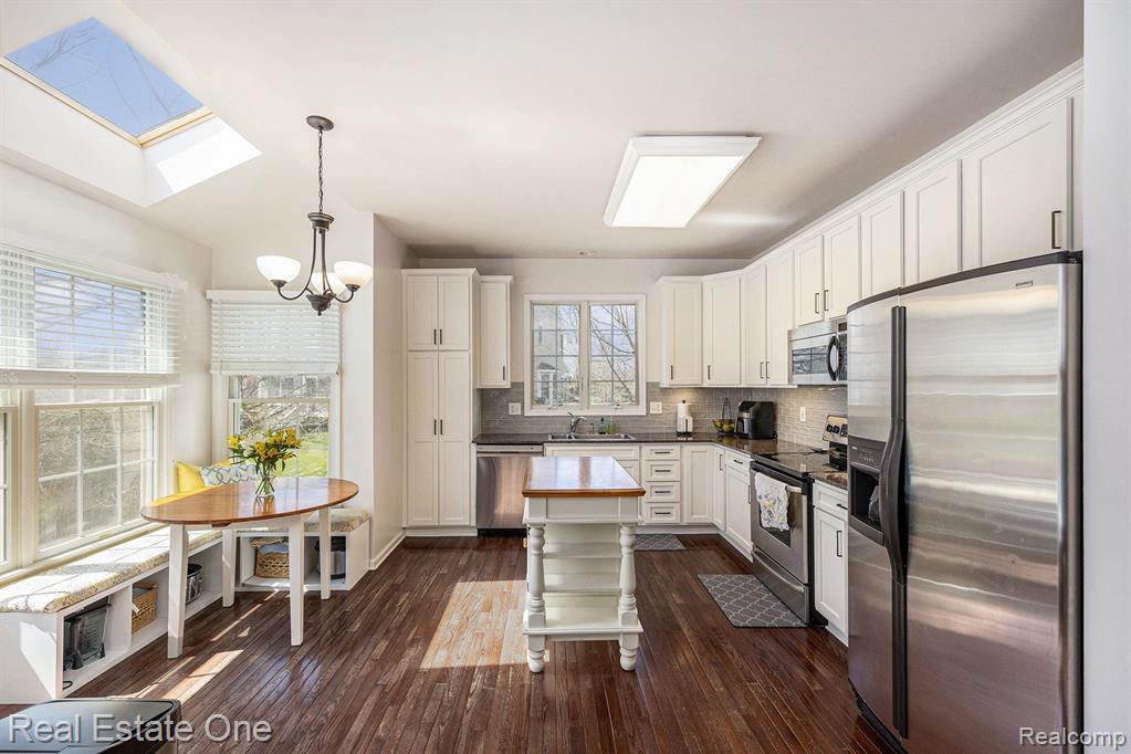 49991 BLACKBERRY Trail, Novi, MI — Photo 12