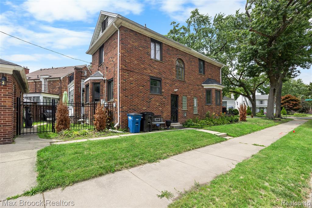 20096 Shrewsbury Road, Detroit, MI 48221 — Photo 59