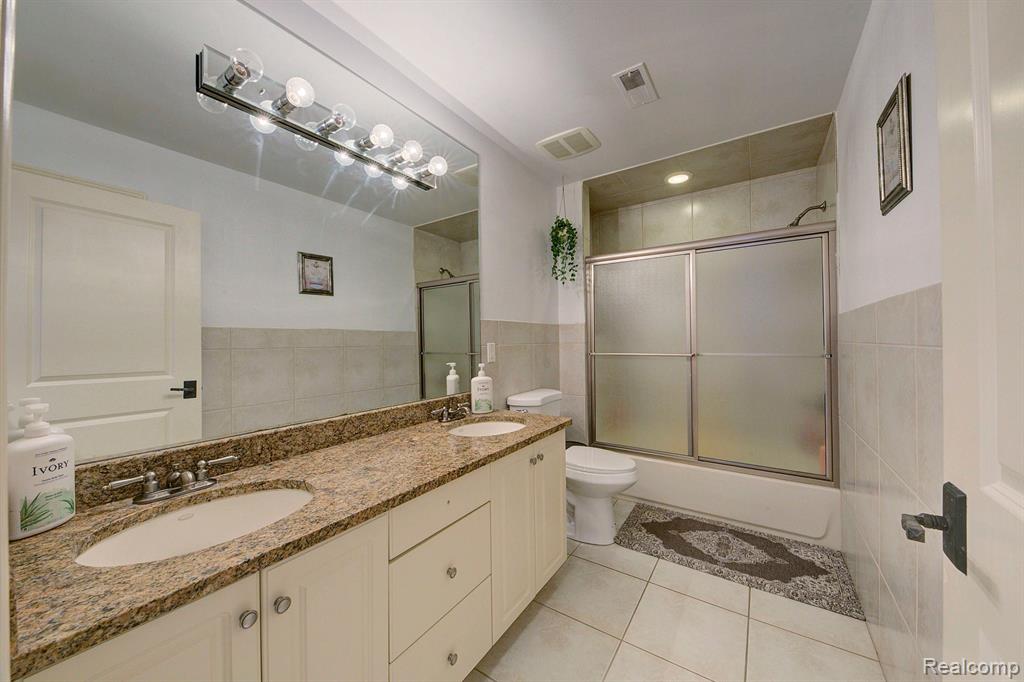 8933 BORDMAN Road, Almont, MI 48003 — Photo 37