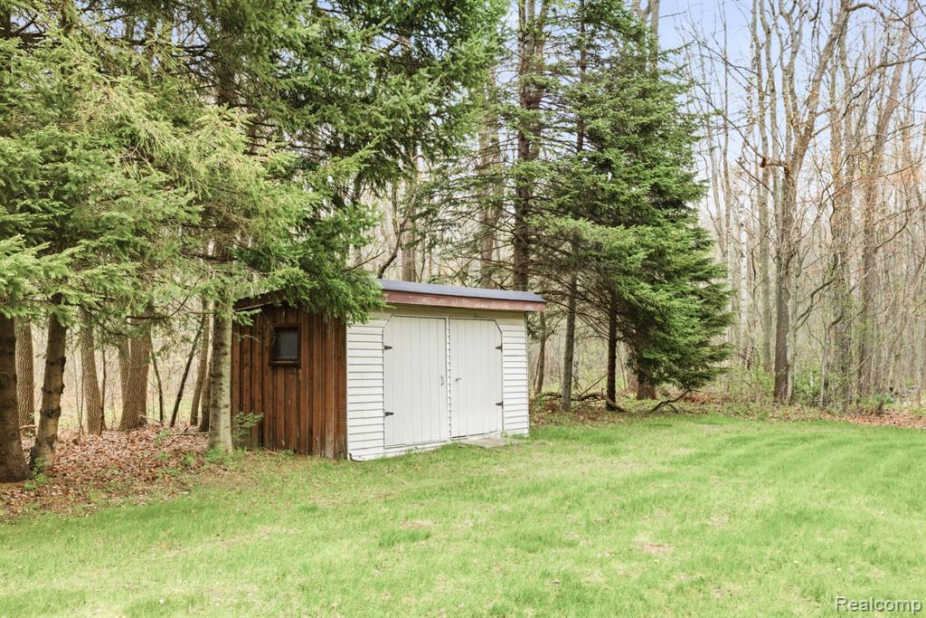 4602 Howard Road, Kimball, MI — Photo 29