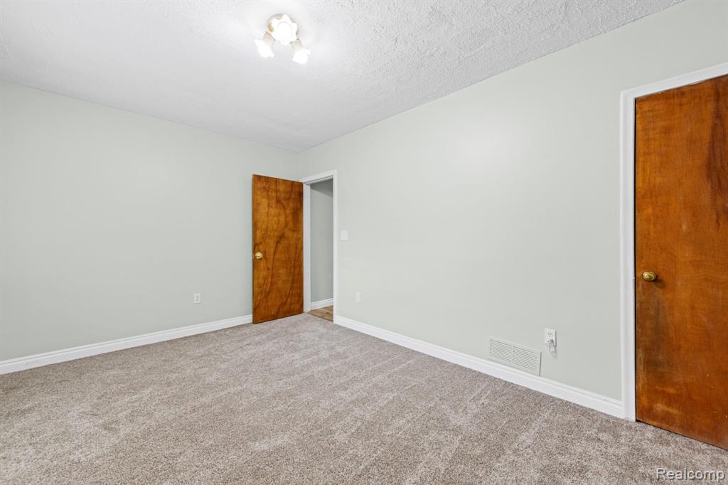4165 Crooks Road, Troy, MI 48098 — Photo 8