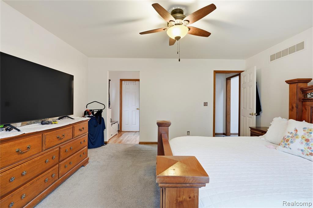 15743 Greenview, Fraser, MI 48026 — Photo 17