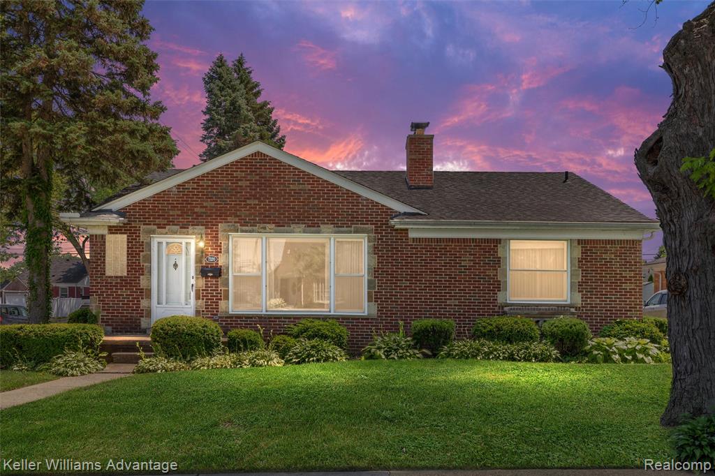 7320 Colonial Street, Dearborn Heights, MI 48127 — front exterior