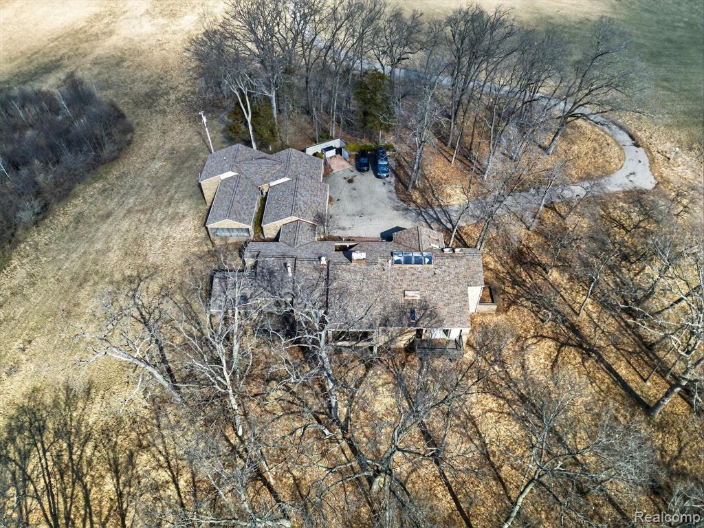 2551 Patterson Lake Road, Pinckney, MI 48169 — Photo 88