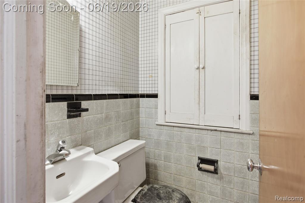 14154 Marion, Redford, MI 48239 — Photo 26