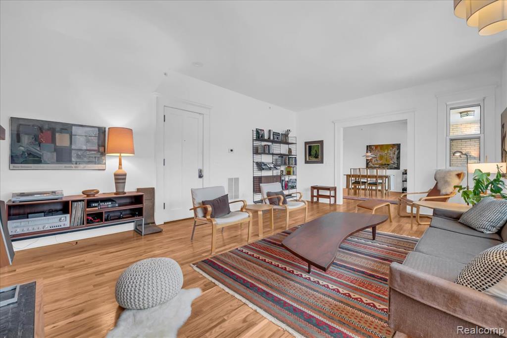 615 W Hancock Street, 202, Detroit, MI 48201 — Photo 6