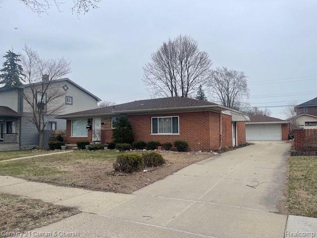 6916 KINMORE Street, Dearborn Heights, MI 48127 — front exterior