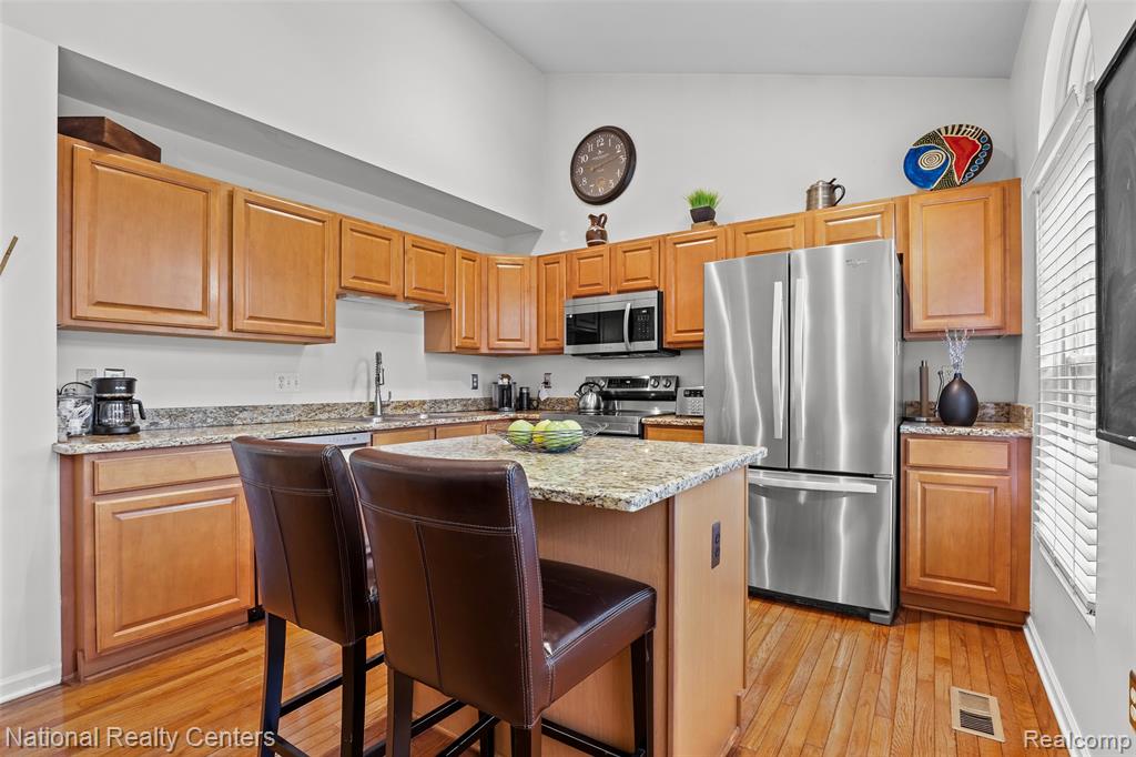 779 Red Run Drive, Troy, MI 48085 — Photo 8