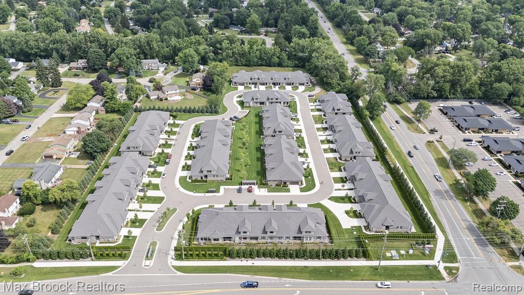 7464 Gramercy Circle, 19, West Bloomfield, MI — Photo 46