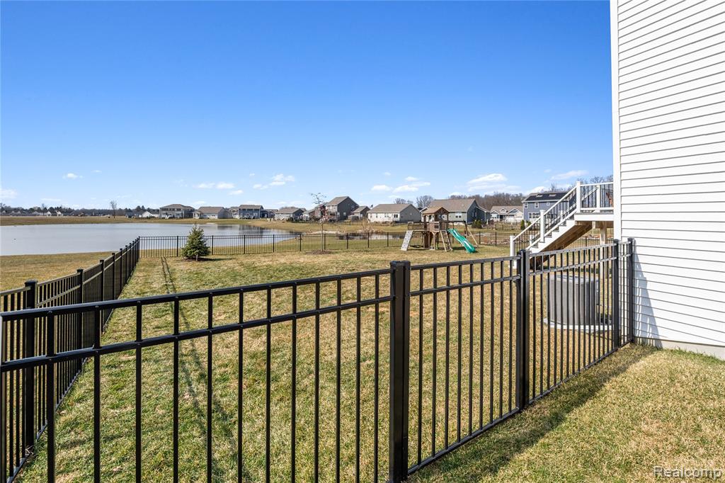 2056 Gambrel Lane, Howell, MI 48843 — Photo 33