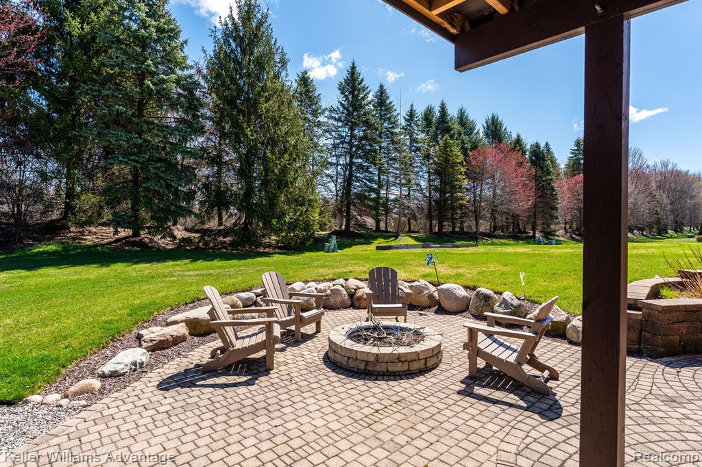 44499 White Pine Circle E, Northville, MI 48168 — Photo 51