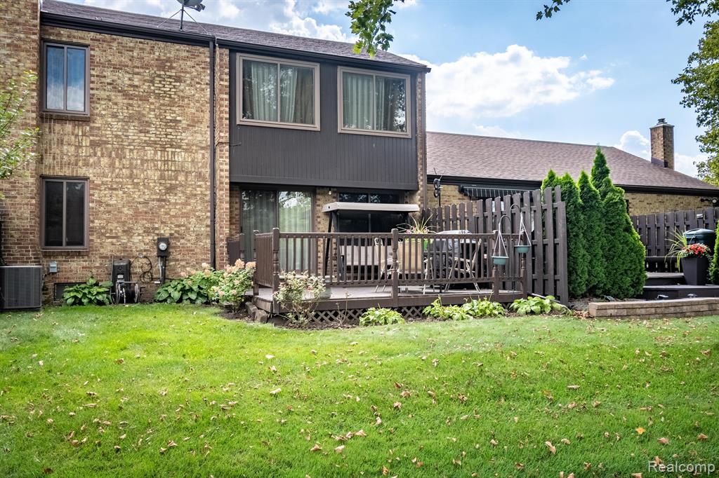 3 BLAIR Lane, Dearborn, MI 48120 — Photo 4