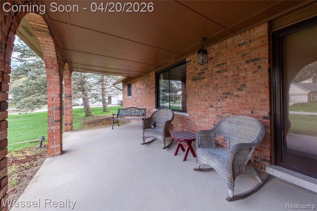 53659 Wolf Drive, Shelby Twp, MI 48316 — Photo 37