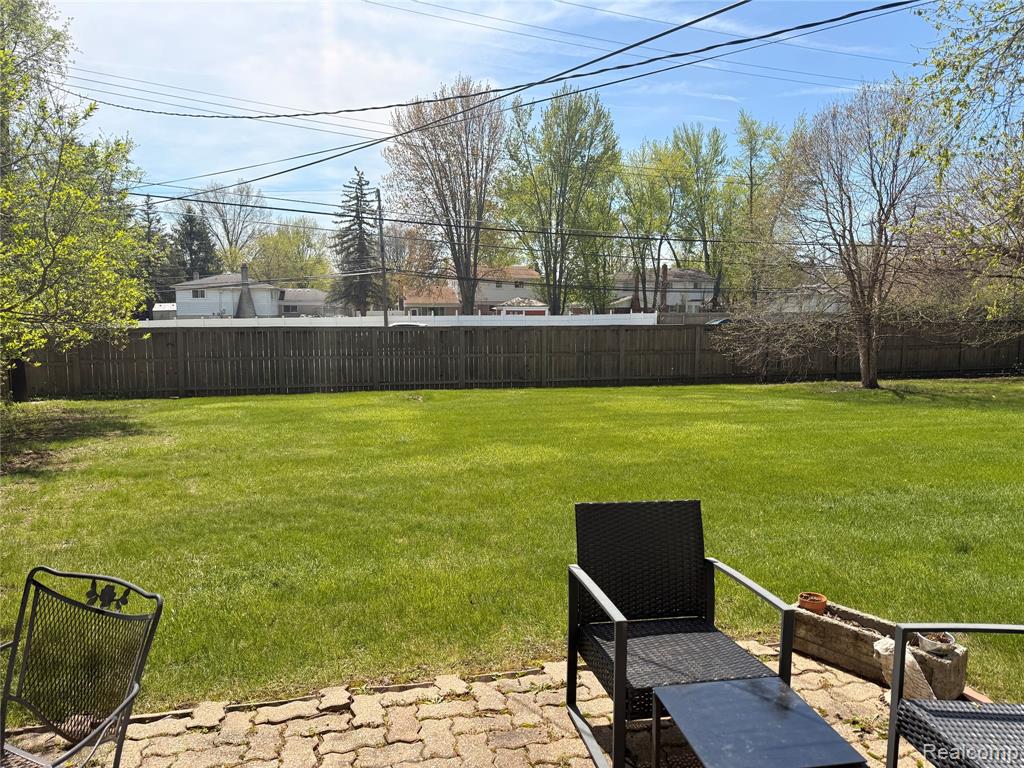 31018 Pickwick Lane, Beverly Hills, MI 48025 — Photo 42