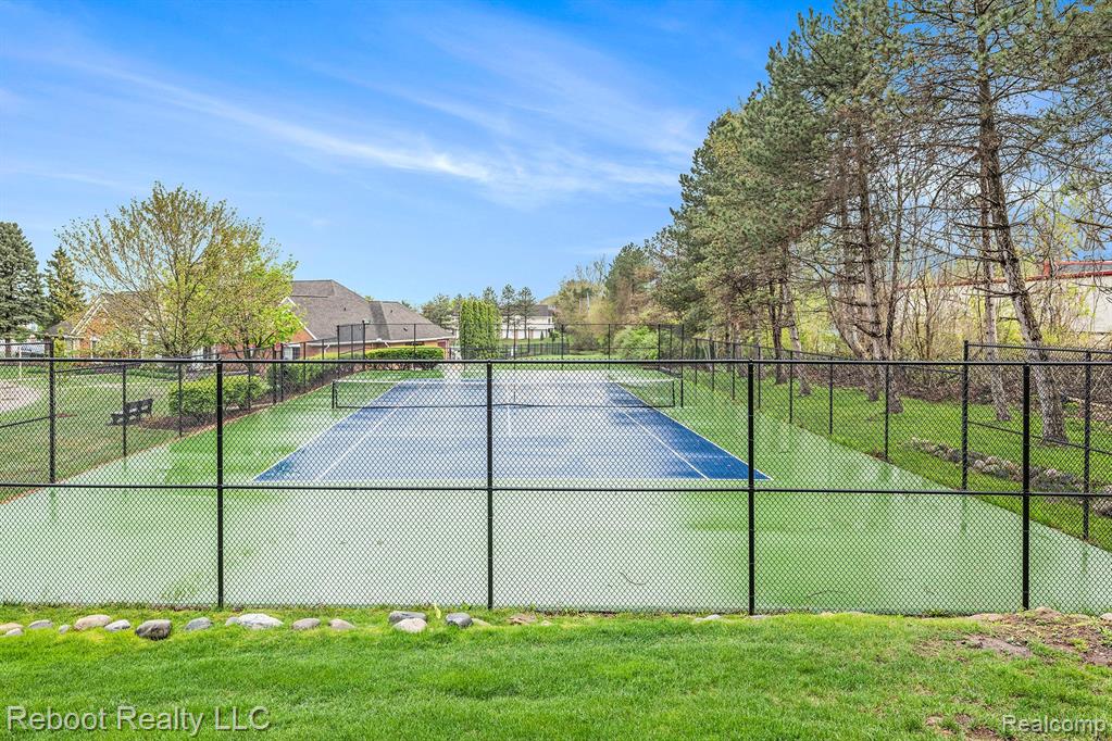 56510 SCOTLAND Boulevard, Shelby Twp, MI 48316 — Photo 13