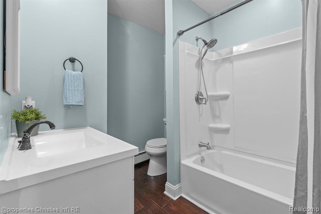 7145 Henry Drive, West Bloomfield, MI 48324 — Photo 26