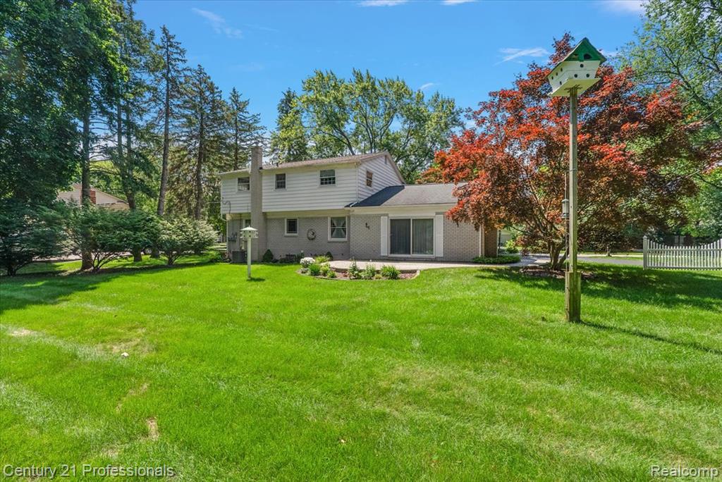 633 Foxhall Road, Bloomfield Hills, MI 48304 — Photo 4