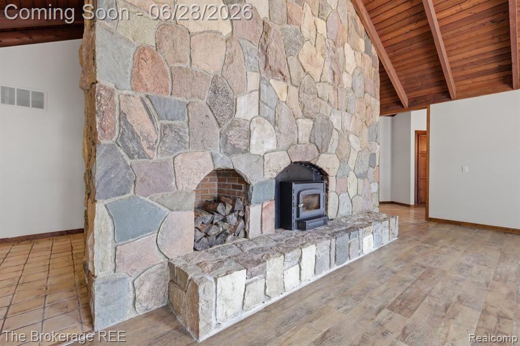 8475 Knox Road, Clarkston, MI 48348 — Photo 13
