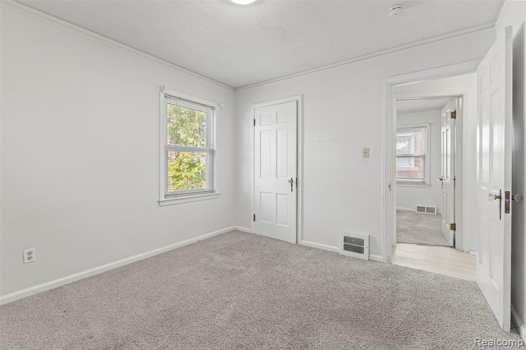 6553 Orchard Avenue, Dearborn, MI 48126 — Photo 19