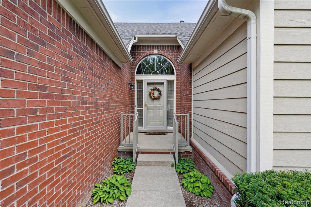 40627 LENOX PARK Drive, Novi, MI 48377 — Photo 4