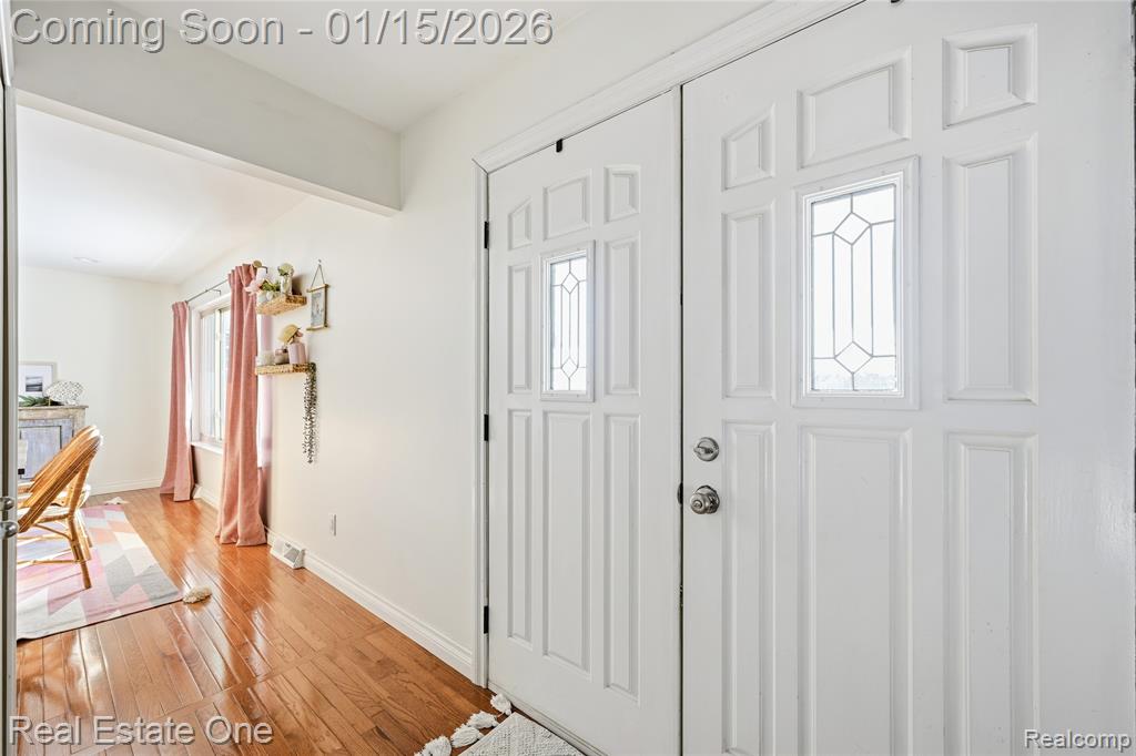 8680 Harbortowne Drive, Clarkston, MI 48348 — Photo 12