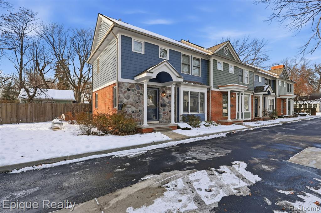 535 W Marshall Street, Fenton, MI 48220 — Photo 27