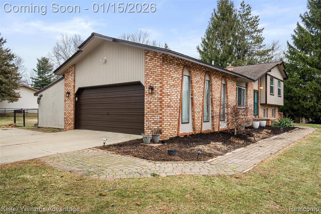 4101 Lake Knolls Drive, Oxford, MI 48371 — Photo 33
