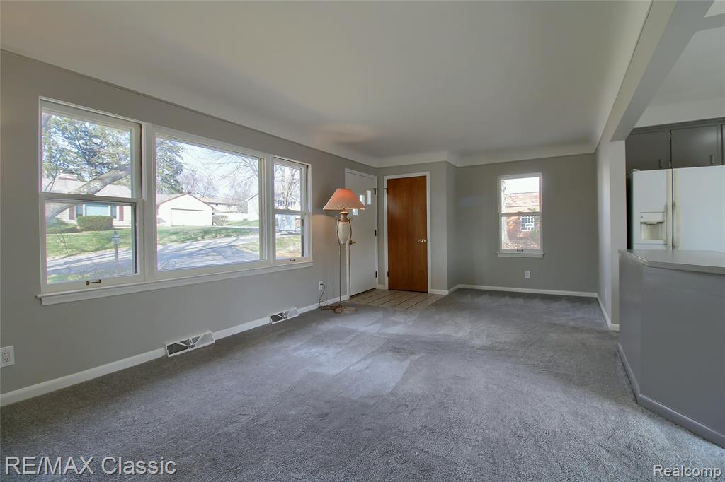 5155 Daron Lane, West Bloomfield, MI 48324 — Photo 6