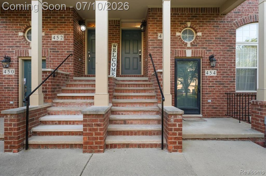 456 Boardwalk Drive, Walled Lake, MI 48390 — Photo 4